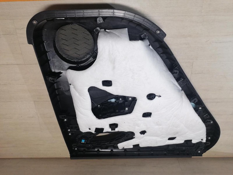 Omoda C5 обшивка двери задняя правая