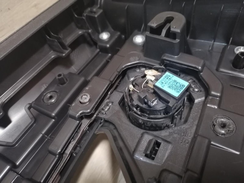 Omoda C5 обшивка двери задняя правая