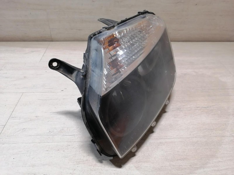 Duster №6 фара левая деф