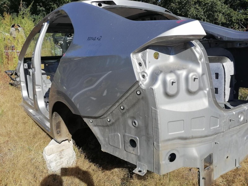 Logan №50 поводок дворника правый