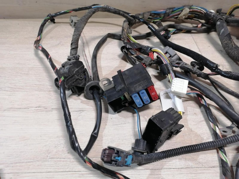 Logan №50 проводка салона 8кл конд