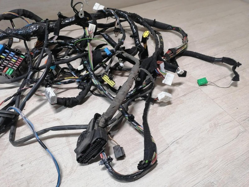 Logan №50 проводка салона 8кл конд