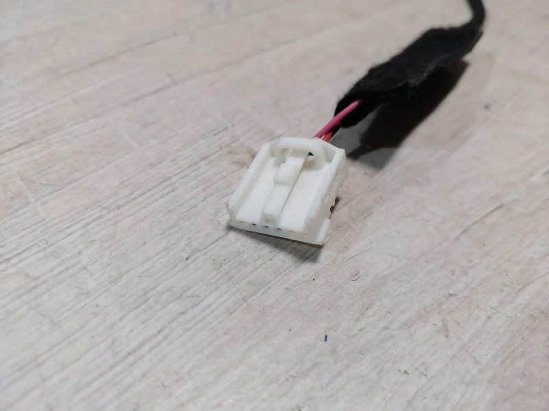 Logan №50 проводка плафона салона