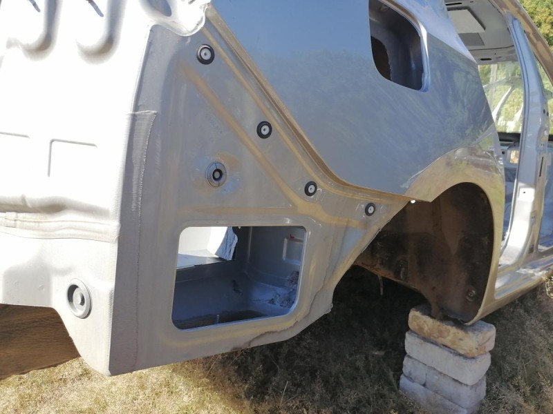 Rapid №2 крыло заднее правое