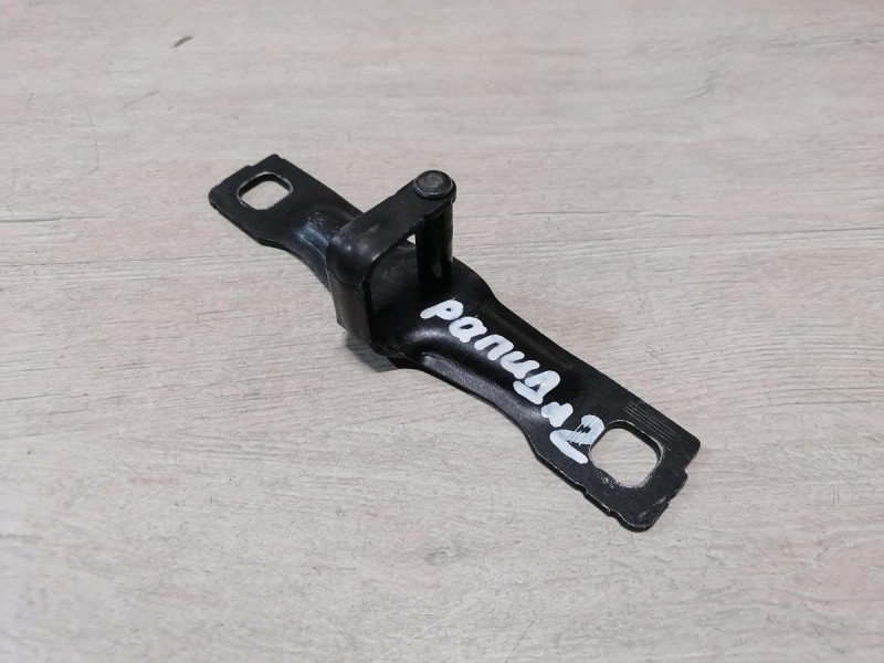 Rapid №2 петля замка багажника