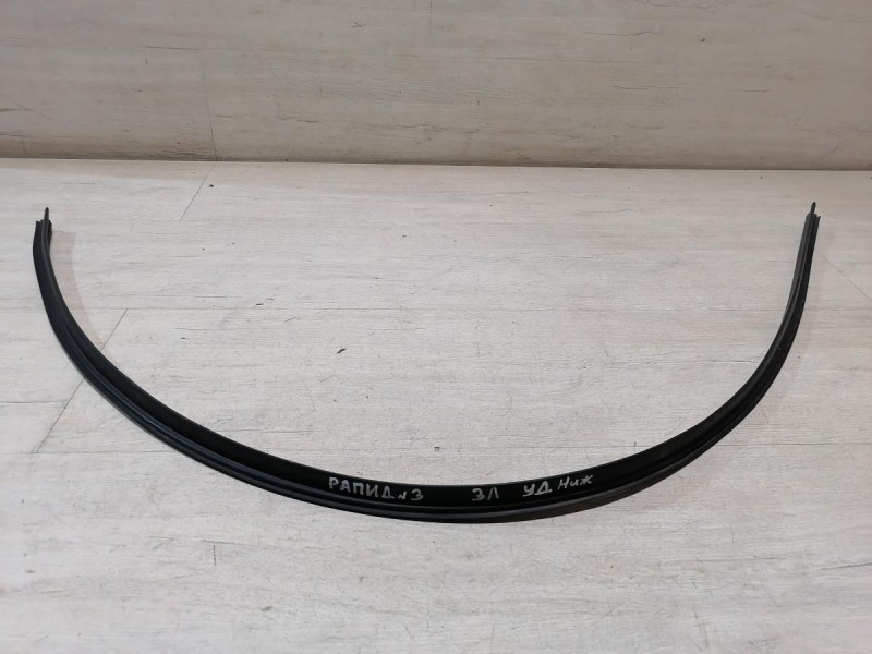 Rapid 2 уплотнитель двери нижний задний левый