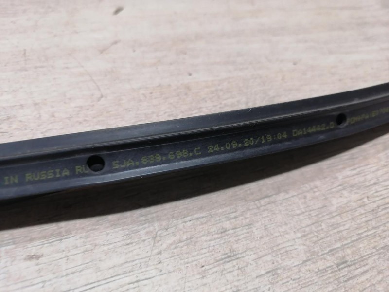 Rapid №2 уплотнитель двери нижний задний правый