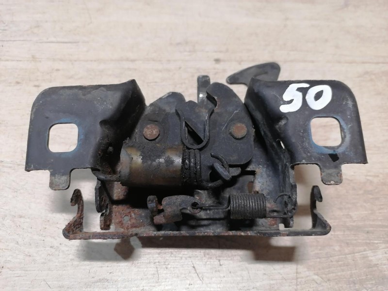 Logan №50 замок капота без ручки деф