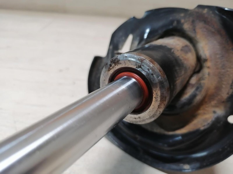 Logan №50 амортизатор передний к-кт