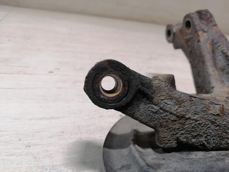 Logan №50 кулак левый