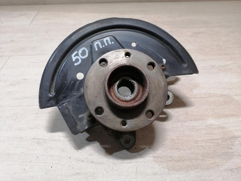 Logan №50 кулак правый