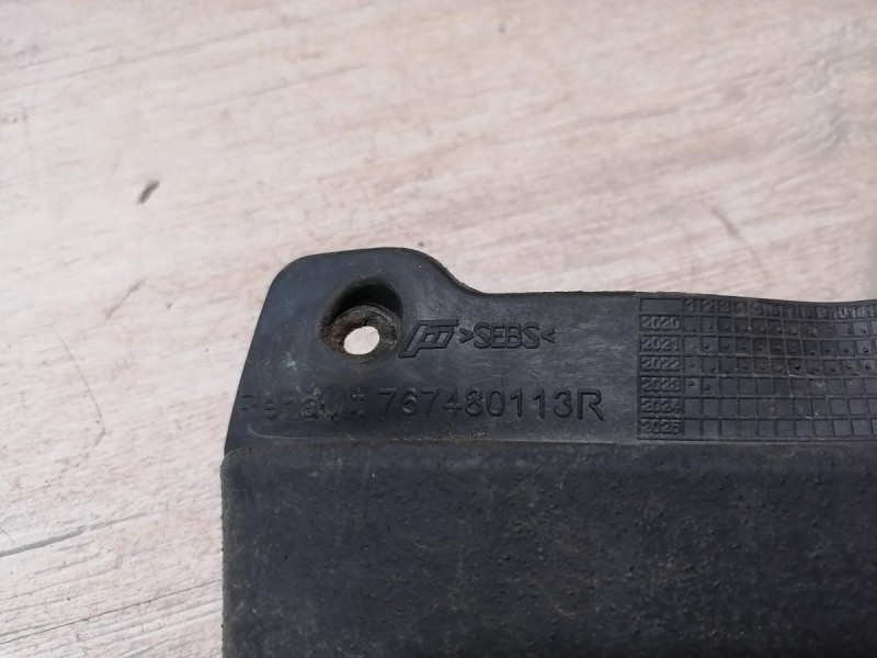 Logan №50 брызговик задний правый