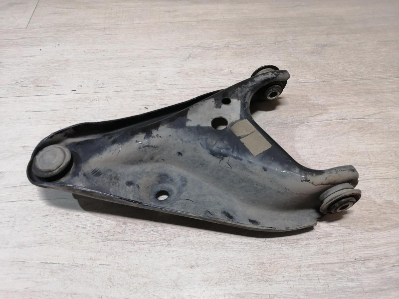 Logan №50 рычаг правый