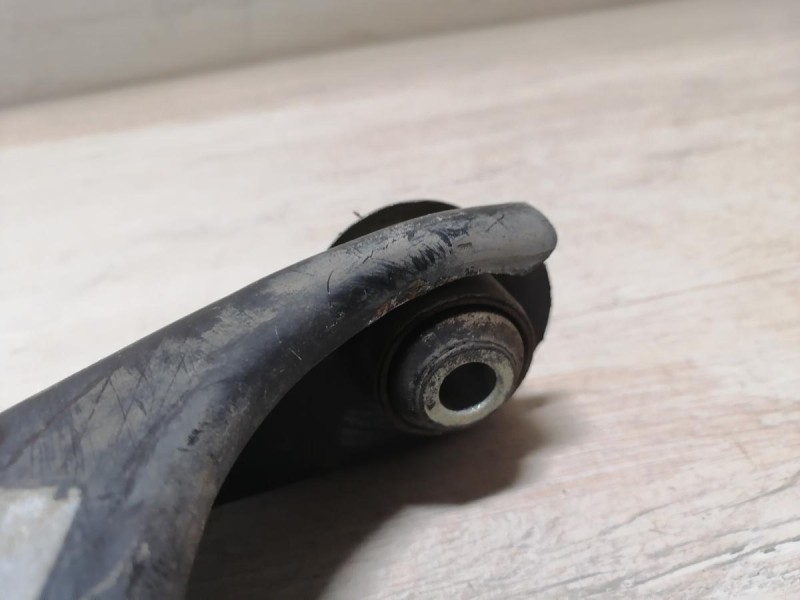 Logan №50 рычаг правый