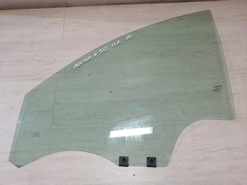 Logan №50 стекло переднее левое 18