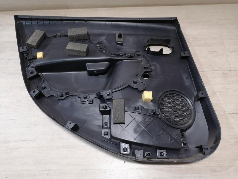 Logan №50 обшивка двери задняя правая мех