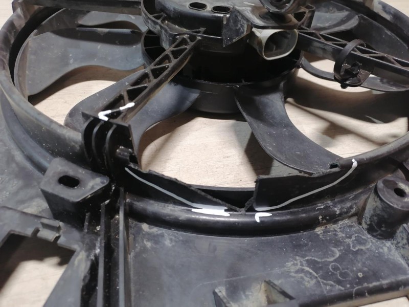 Sandero №15 диффузор в сборе конд деф