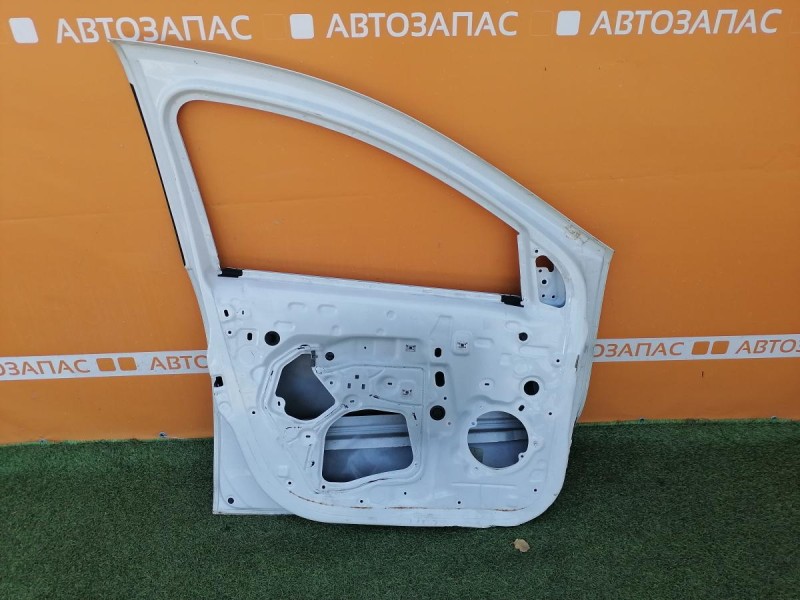 Sandero №15 дверь передняя левая рамка деф