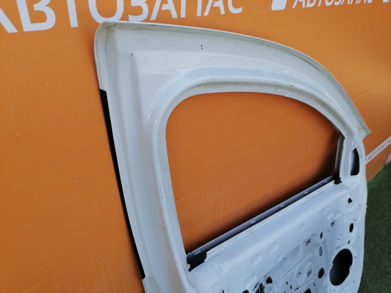 Sandero №15 дверь передняя левая рамка деф