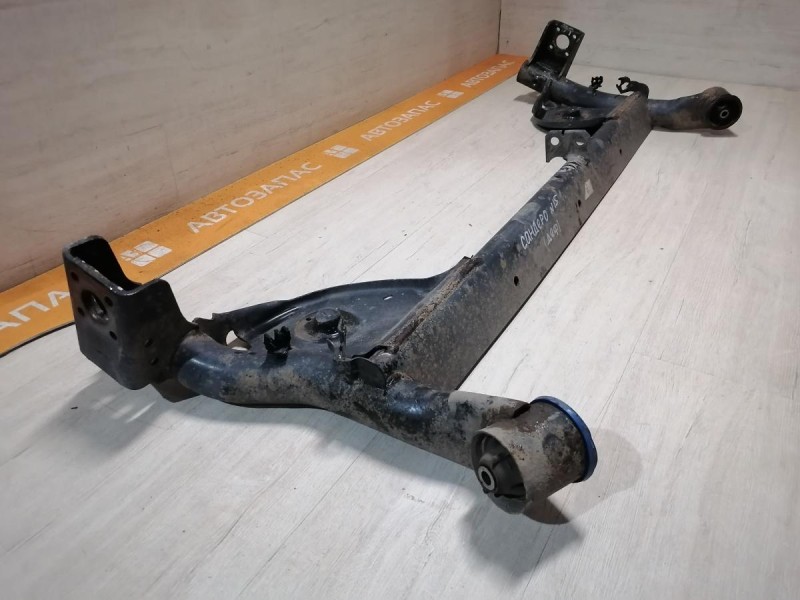 Sandero №15 балка деф гнутая