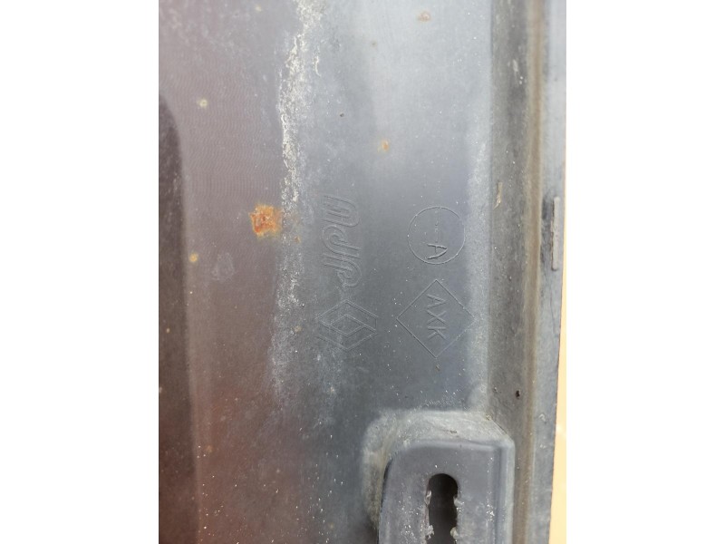 Sandero №15 накладка порога правая деф