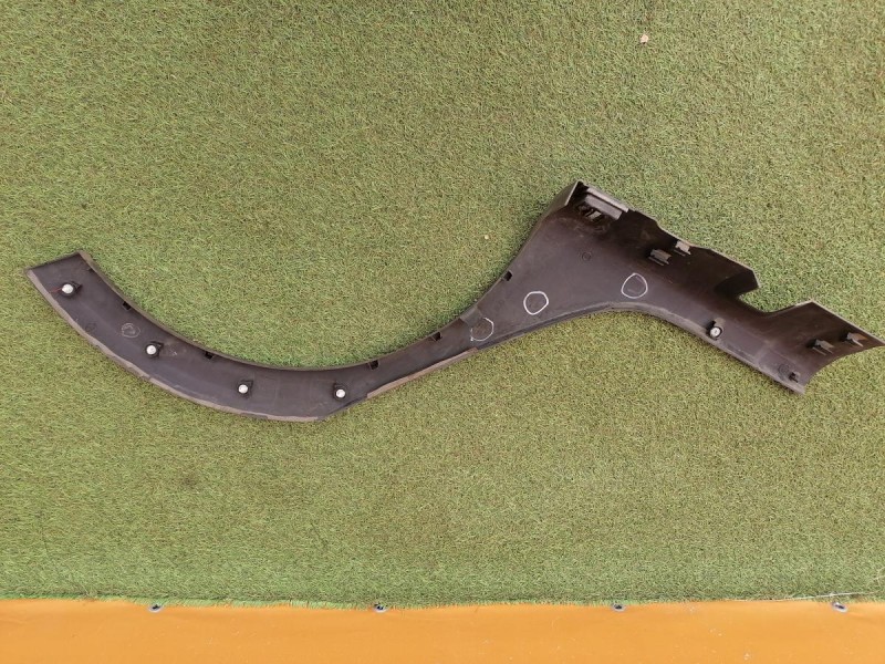 Sandero №15 расширитель крыла задний правый деф