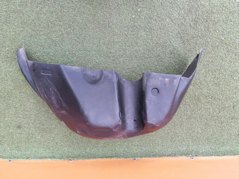 Sandero №15 подкрылок задний левый деф