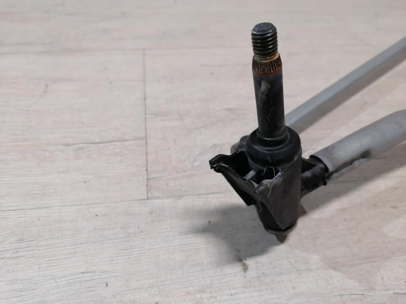 Sandero №15 трапеция дворников деф