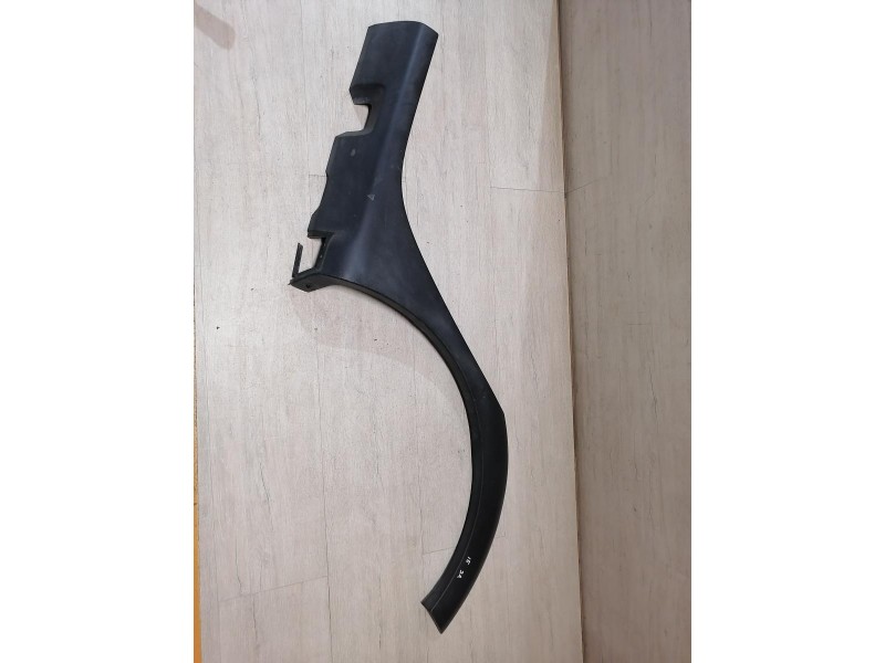 Sandero №15 расширитель крыла задний левый деф