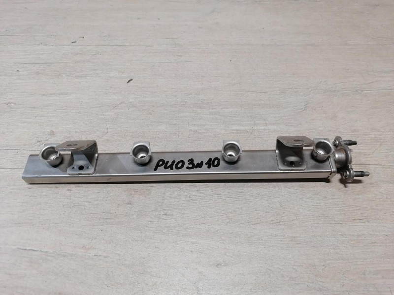 Rio 3 №10 рампа топливная