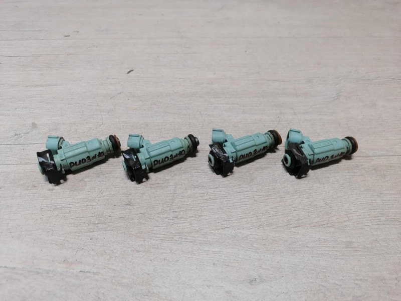 Rio 3 №10 форсунка топливная