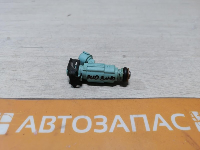 Rio 3 №10 форсунка топливная