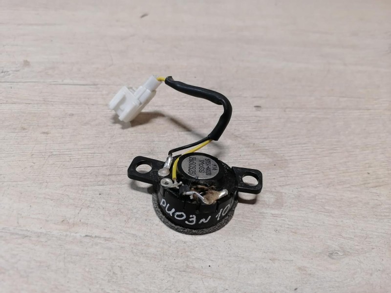 Rio 3 №10 пищалка в дверь