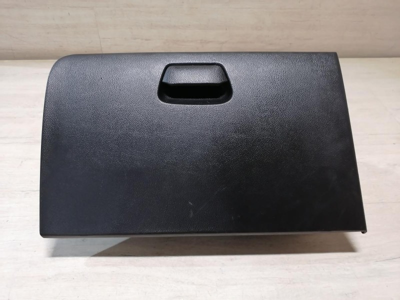 Rio 3 №10 бардачок