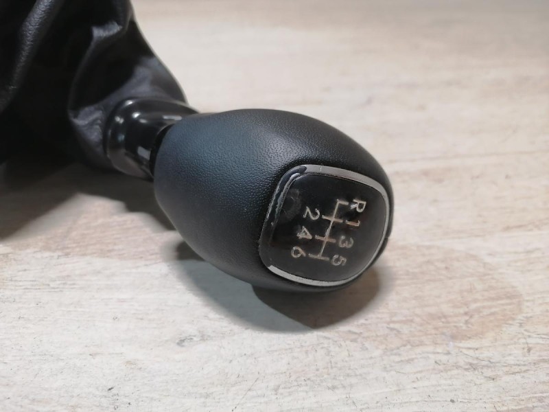 Rio 3 №10 ручка кулисы мкпп рест