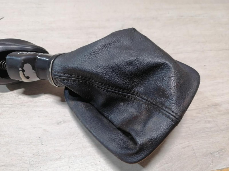 Rio 3 №10 ручка кулисы мкпп рест