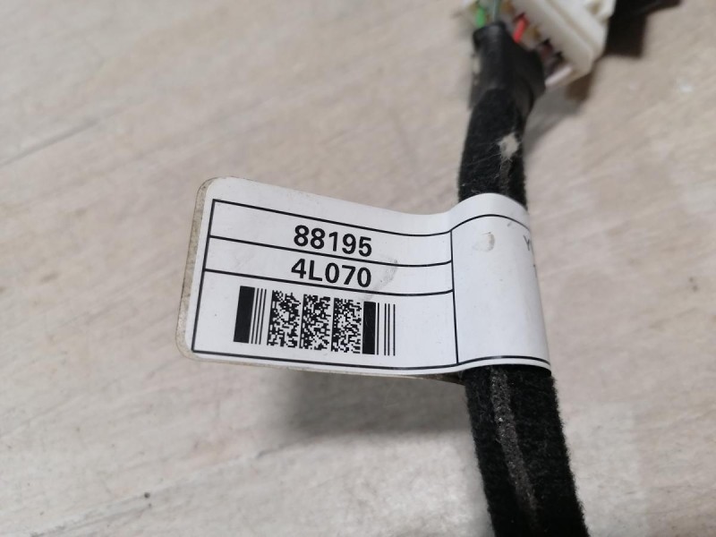 Rio 3 №10 блок управления подогревом сидений с проводкой