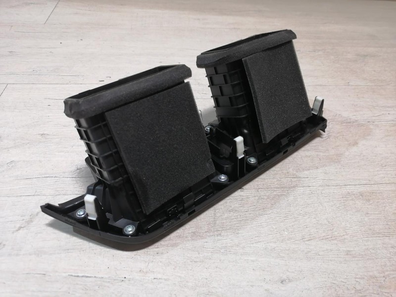 Rio 3 №10 дефлектор торпедо центральный двойной