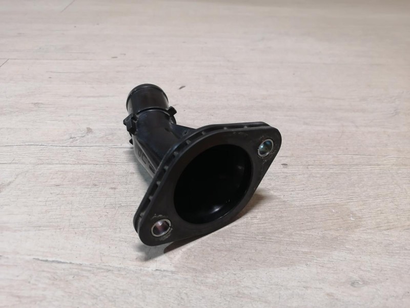 Rio 3 №10 фланец термостата