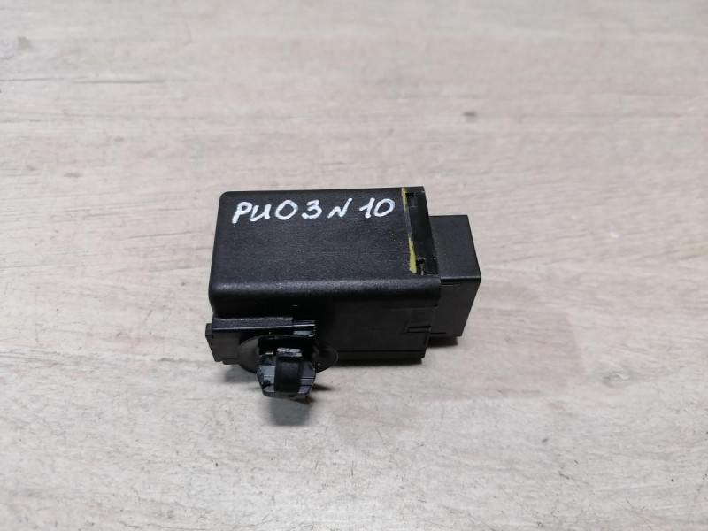 Rio 3 №10 реле стоп сигнала 952402w100