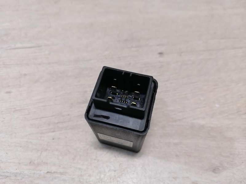 Rio 3 №10 реле стоп сигнала 952402w100