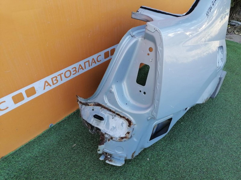 Logan ф1 №2 крыло заднее правое деф