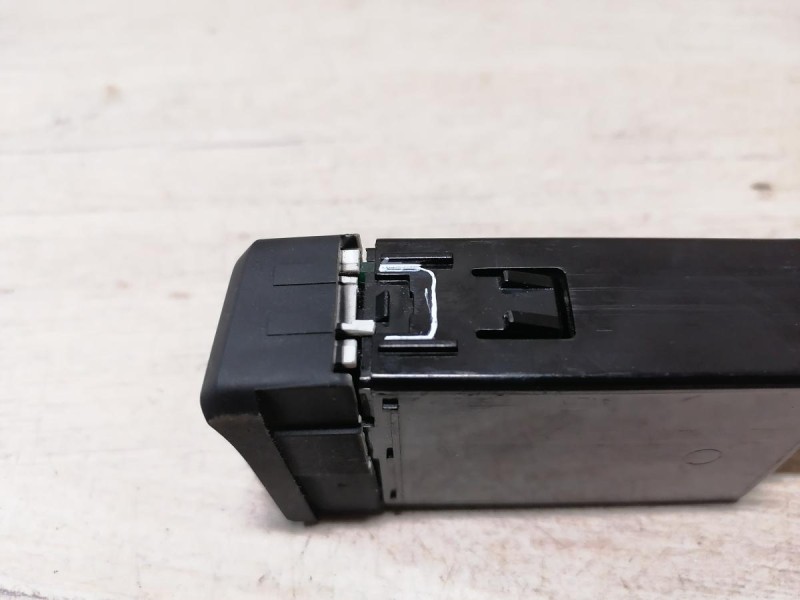 Rio 3 №10 кнопка регулировка яркости панели приборов деф