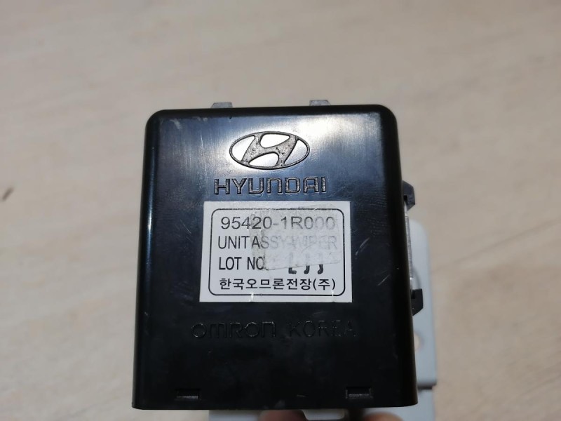 Rio 3 №10 реле стеклоочистителей