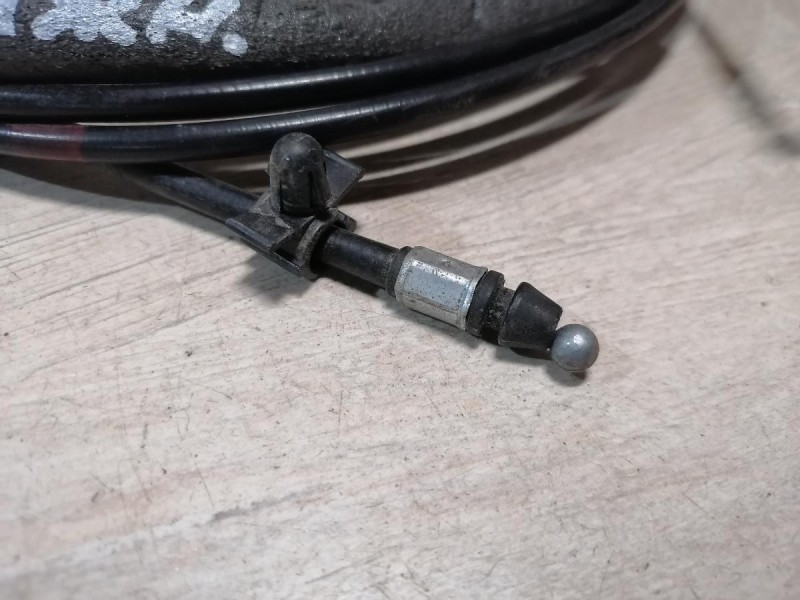 Rio 3 №10 трос багажника