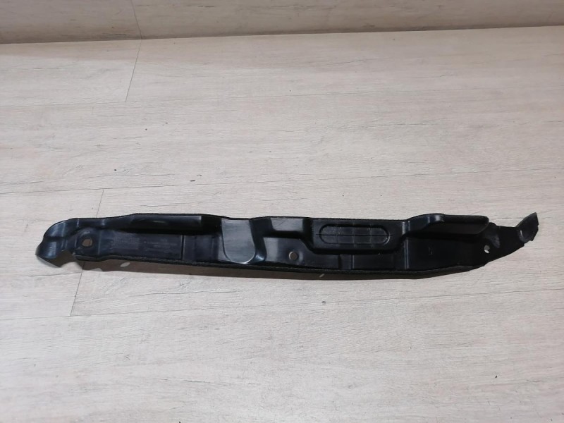 Rio 3 №10 пыльник крыла передний левый