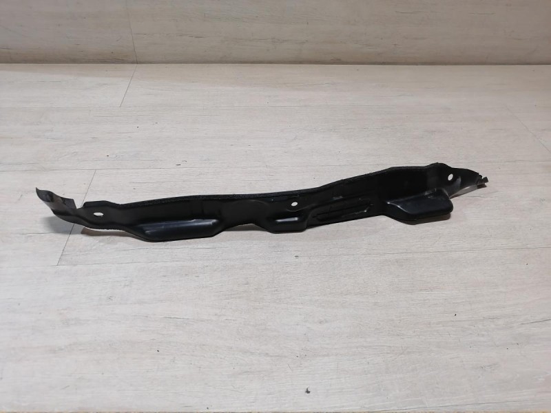 Rio 3 №10 пыльник крыла передний правый