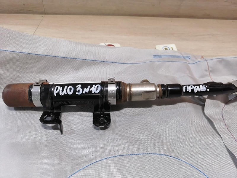 Rio 3 №10 шторка безопасности правая стрел