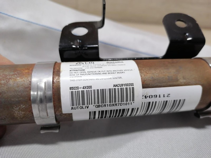 Rio 3 №10 шторка безопасности правая стрел