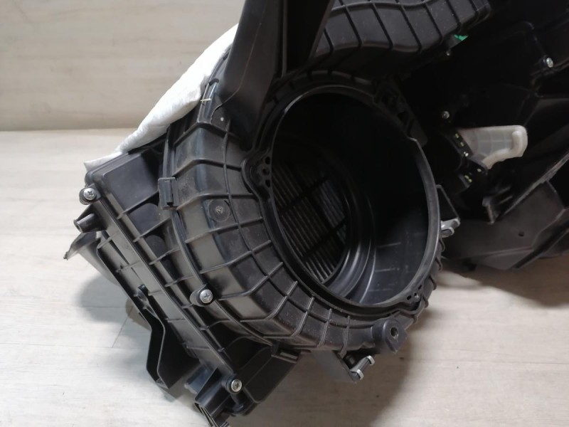 Rio 3 №10 печка корпус под климат